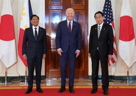 beyond in tagalog sentence|US, Japan, PH express ‘serious concern’ over China  .